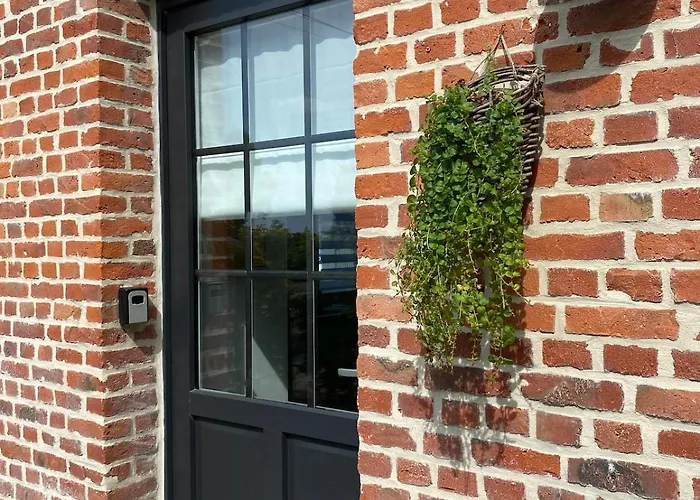 Chez Aurel Et Nico Apartment *