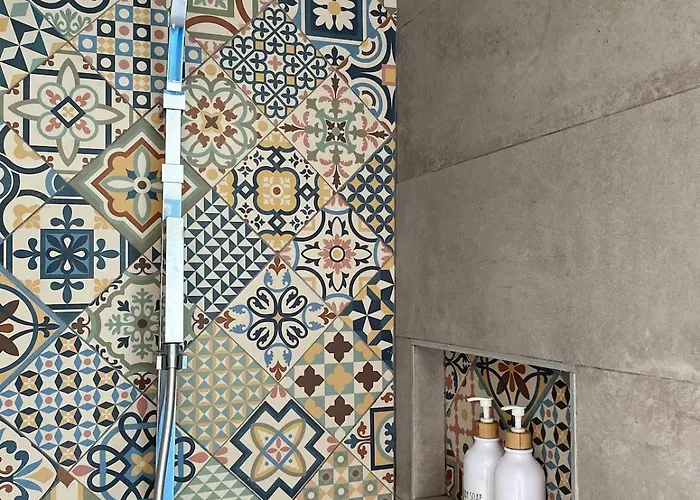 Chez Aurel Et Nico *